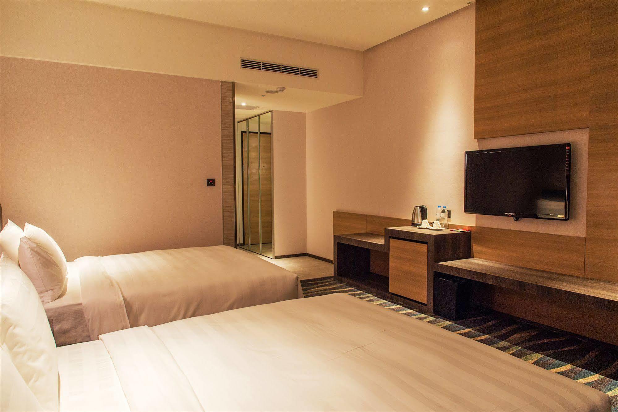 City Suites - Kaohsiung Chenai Exteriér fotografie